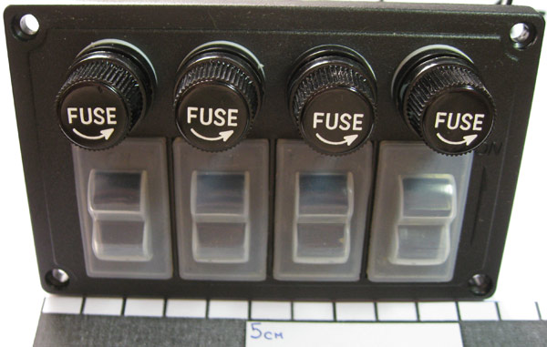 556-10597-00.jpg 556-10597-00.jpg